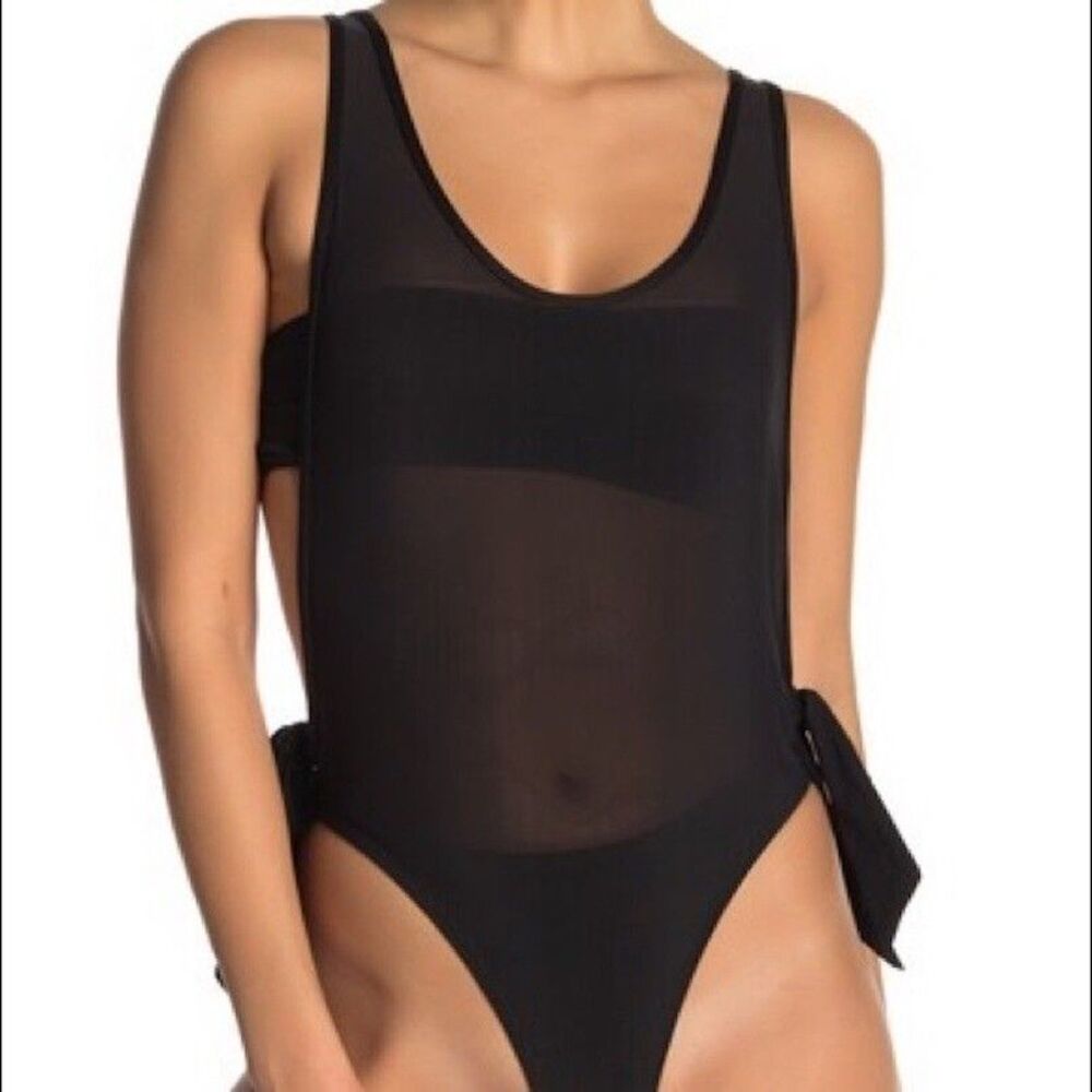 Kendall + Kylie Black Scoop One Piece - Picture 4 of 7